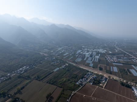 Streaming Light Exhibition Hall – Courtyard Renovation for the GuanZhong Mangba Art Festival